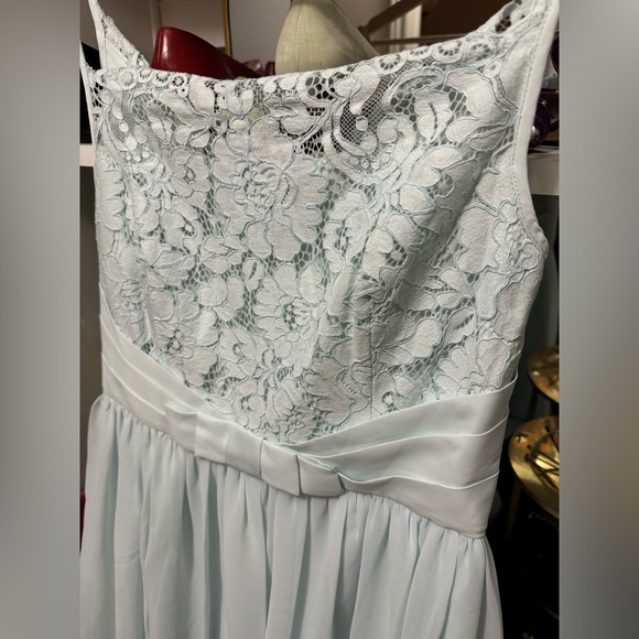 Beautiful flowy dress-BNWOT - Picture 2 of 10